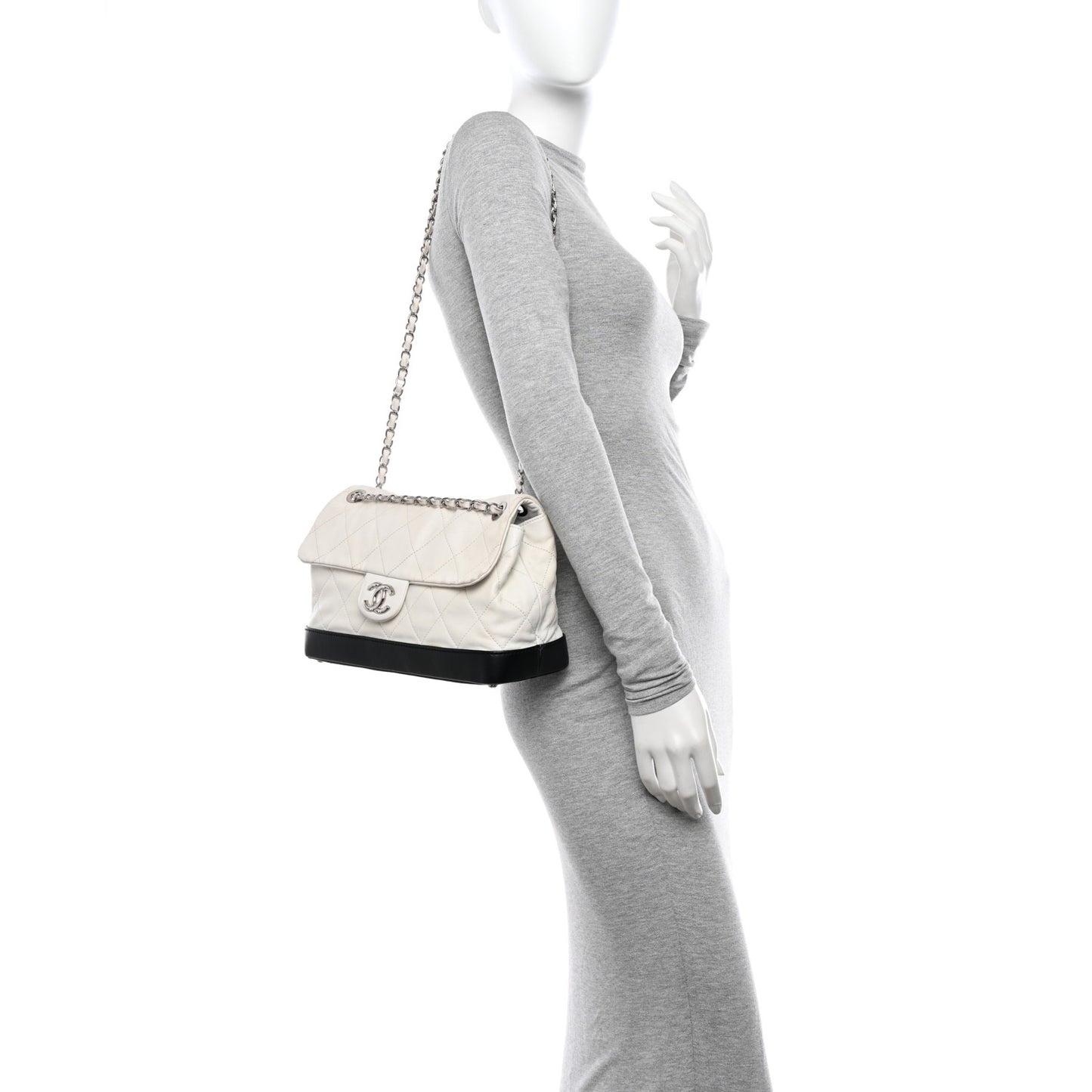 Calfskin Quilted VIP Flap White Black