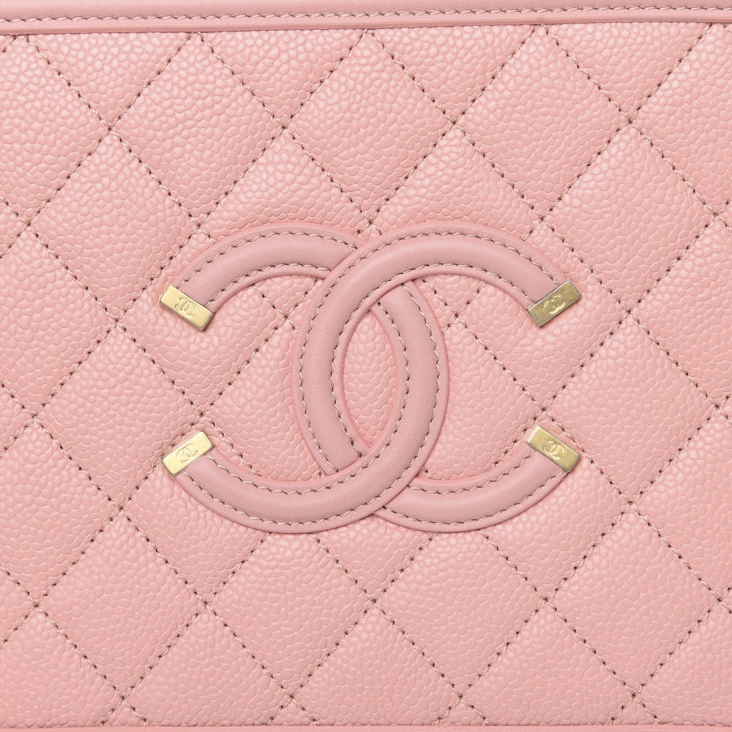 Caviar Quilted Medium CC Filigree Vanity Case Pink