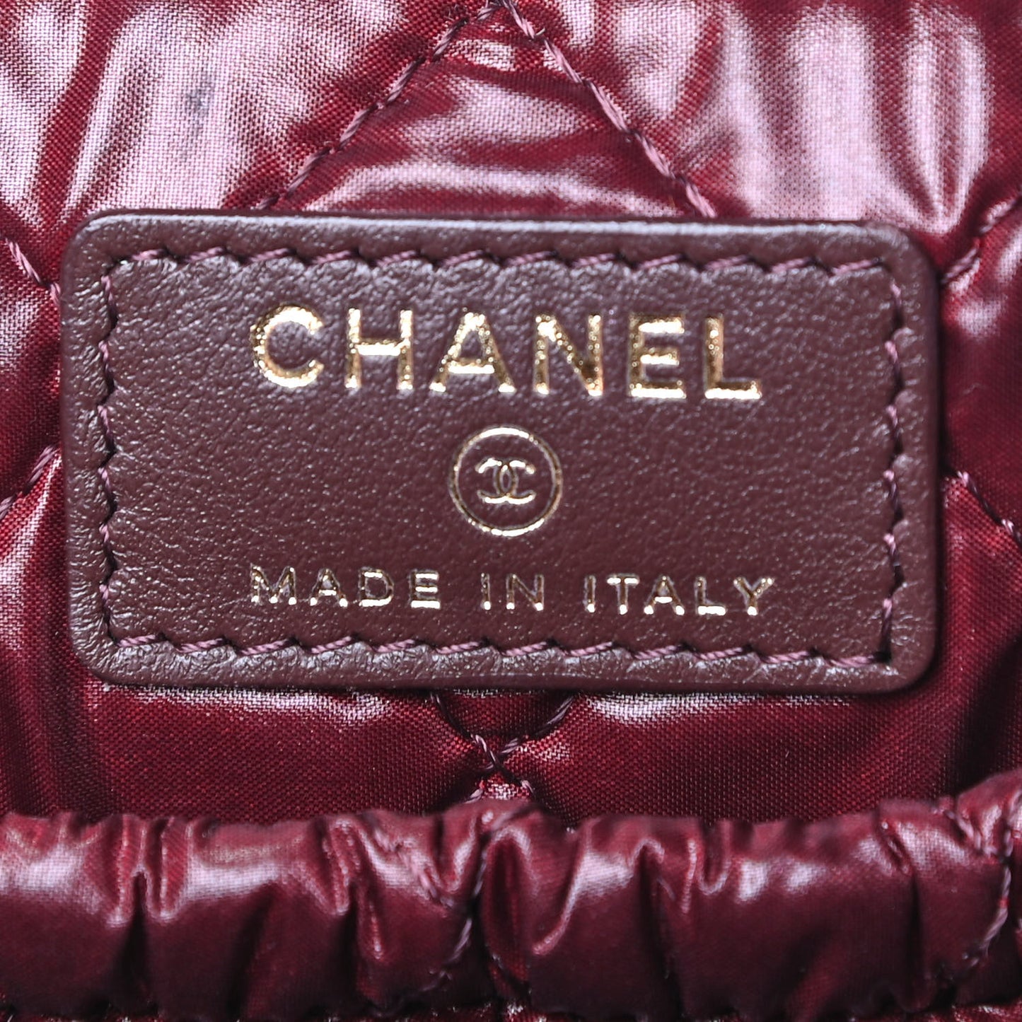 Caviar Quilted Curvy Pouch Cosmetic Case Black