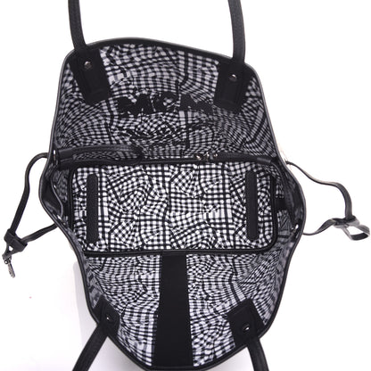 MCM Visetos Medium Liz Reversible Shopper Tote Black 9 of 16