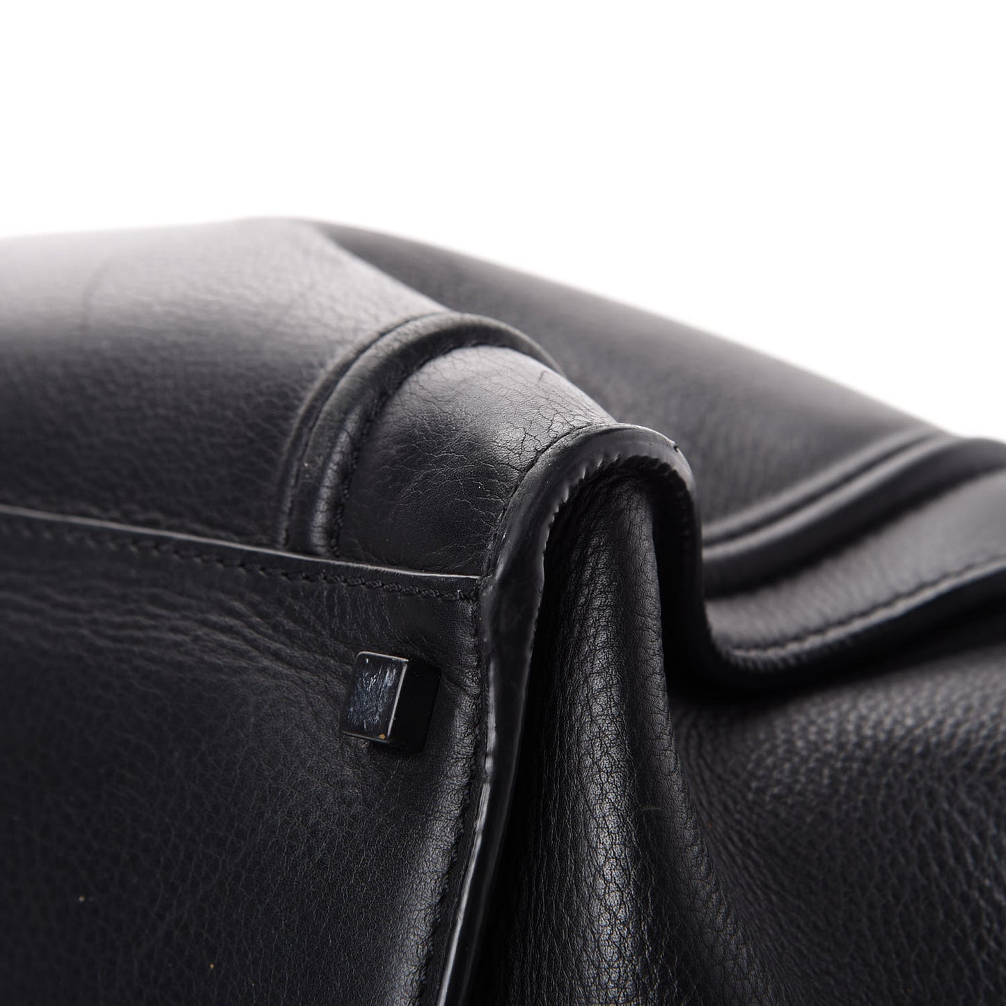 Supple Calfskin Medium Phantom Luggage Black