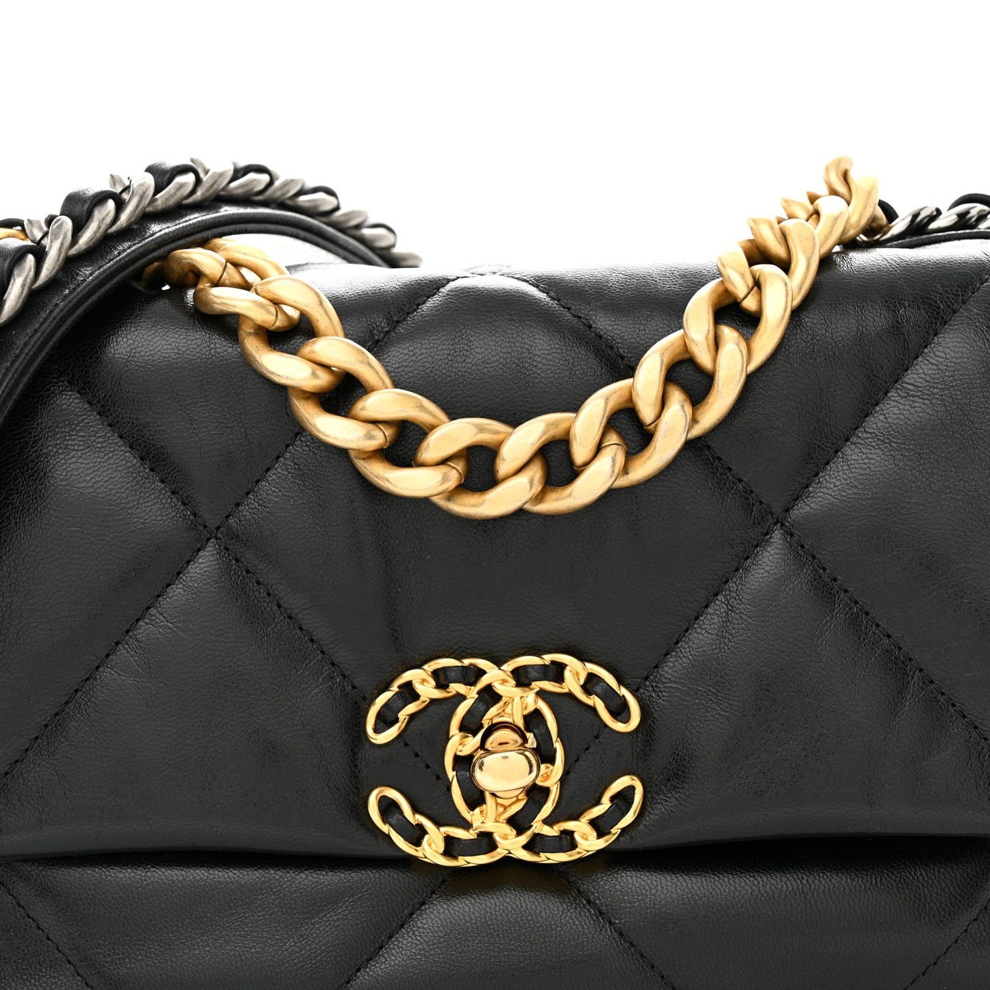 Goatskin Quilted Medium Chanel 19 Flap Black