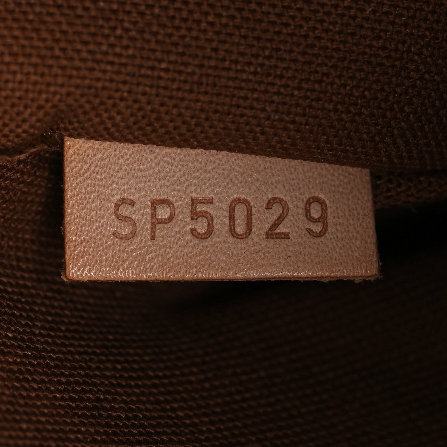 Louis Vuitton Monogram Tivoli GM 7 of 10