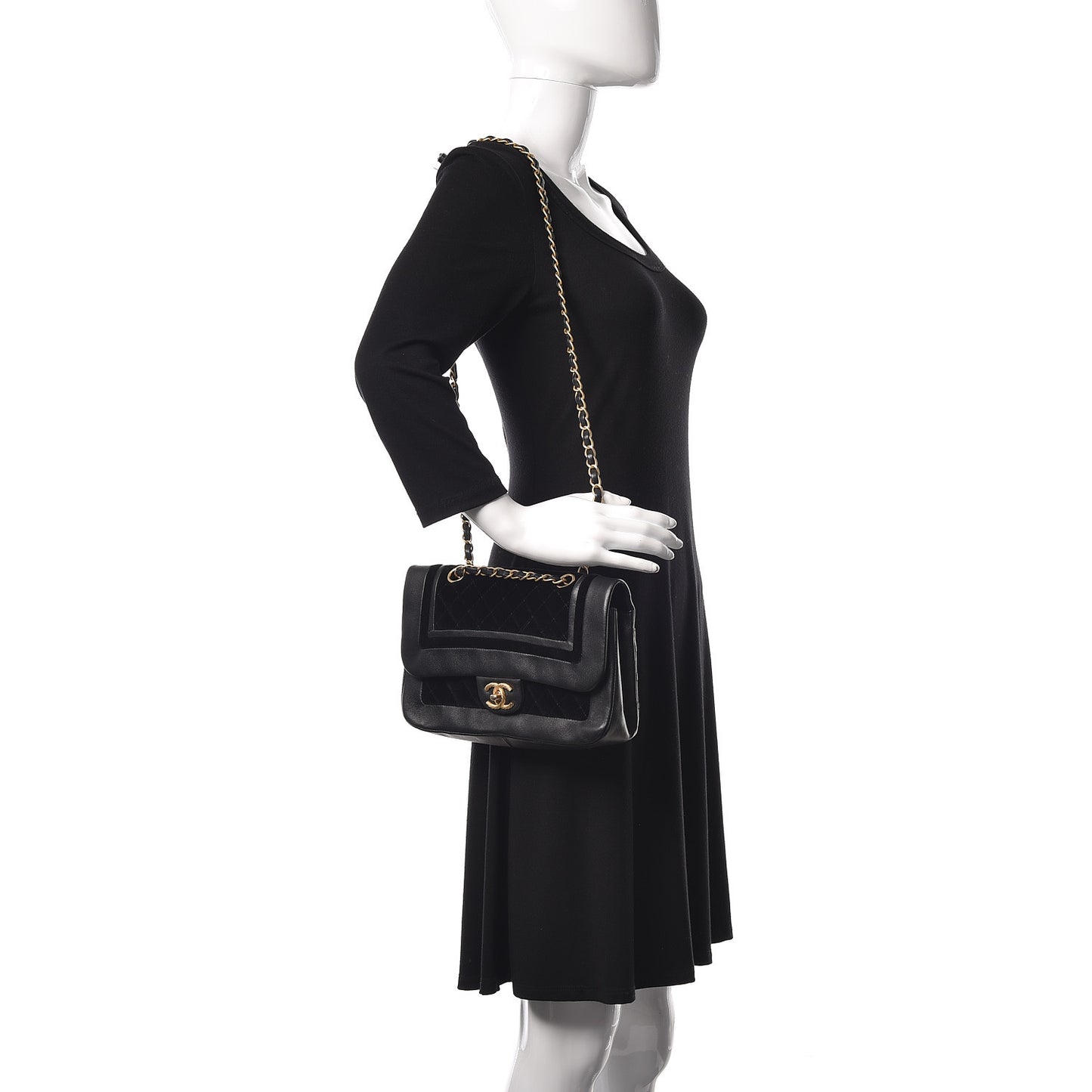 Metallic Lambskin Velvet Quilted Medium Flap Black