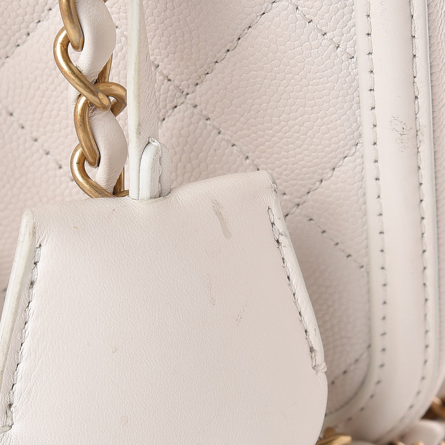 Chanel Caviar Quilted Medium CC Filigree Vanity Case White 13 of 13