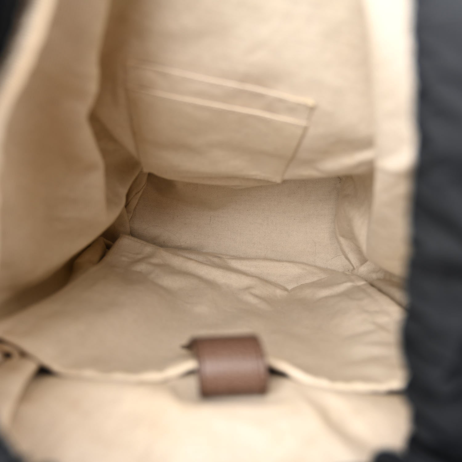 Gucci Soft GG Supreme Monogram Courrier Web Double Buckle Backpack Beige New Acero 5 of 12