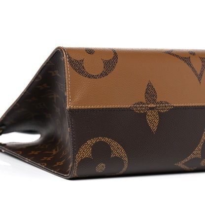 Louis Vuitton Reverse Monogram Giant Onthego MM 8 of 10