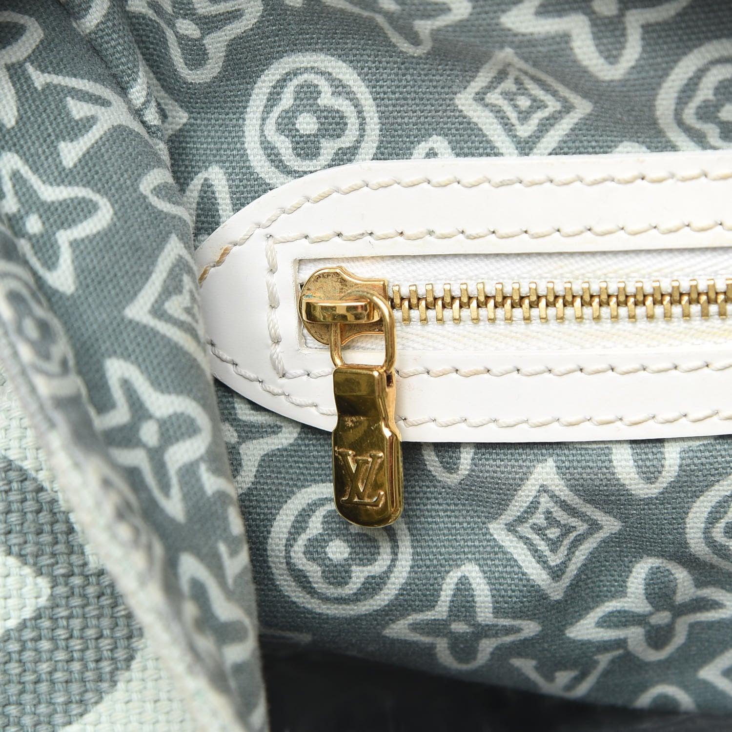 Louis Vuitton Tahitienne Cabas GM Menthe 15 of 15