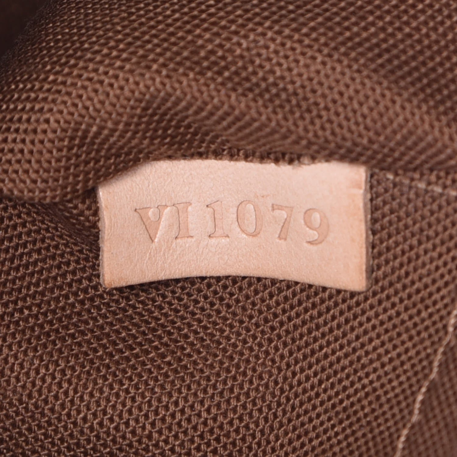 Louis Vuitton Monogram Odeon MM 7 of 7