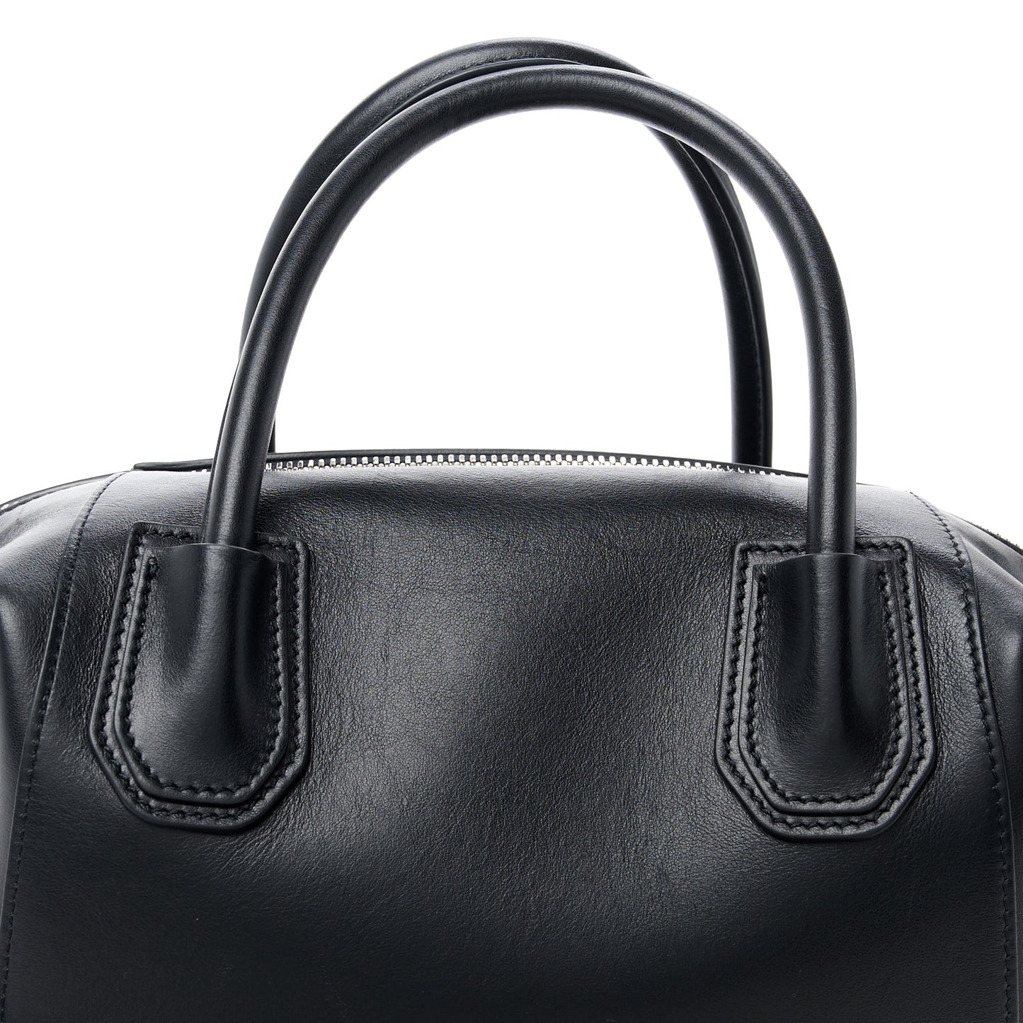 Smooth Calfskin Small Soft Antigona Black