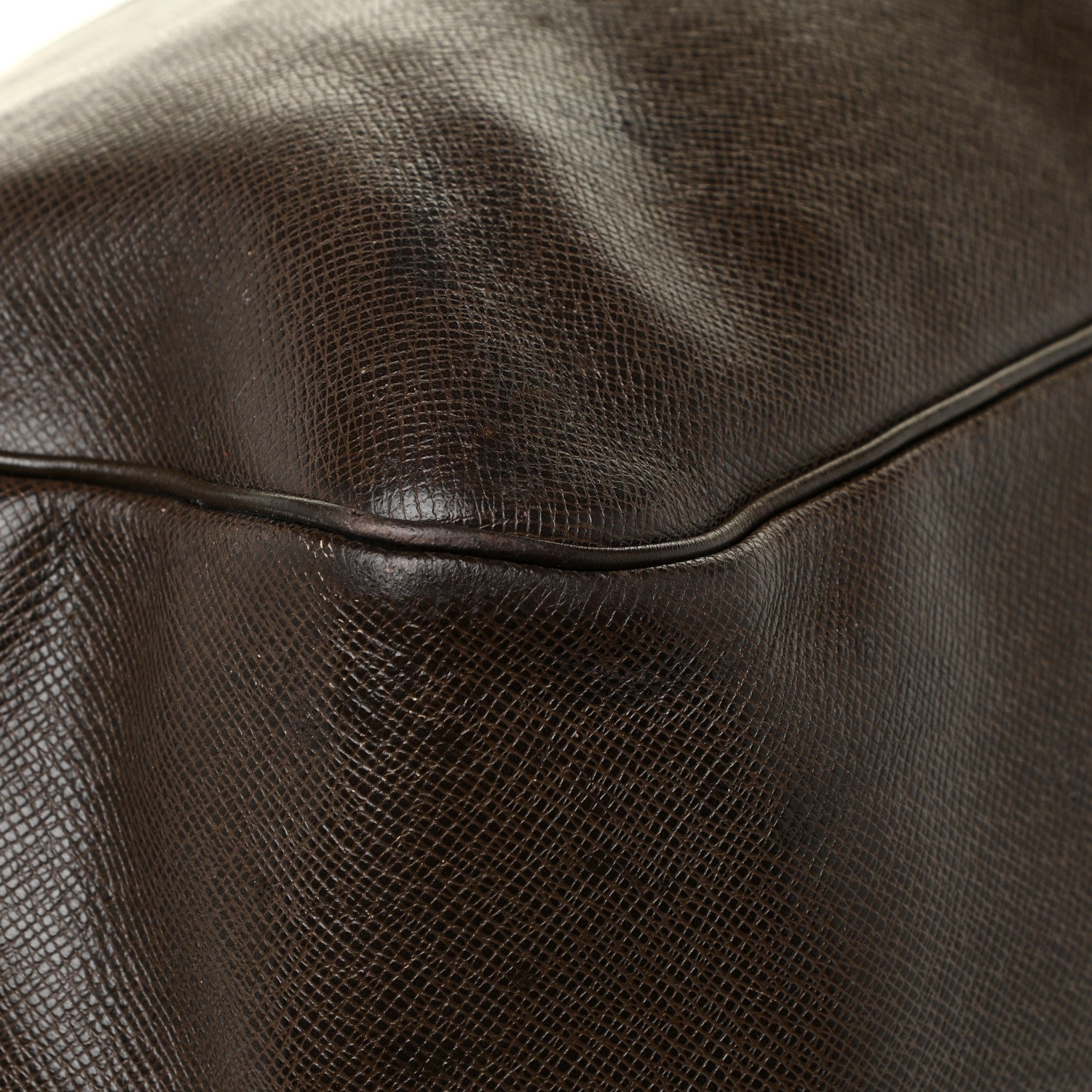 Louis Vuitton Taiga Kendall GM Acajou 11 of 23