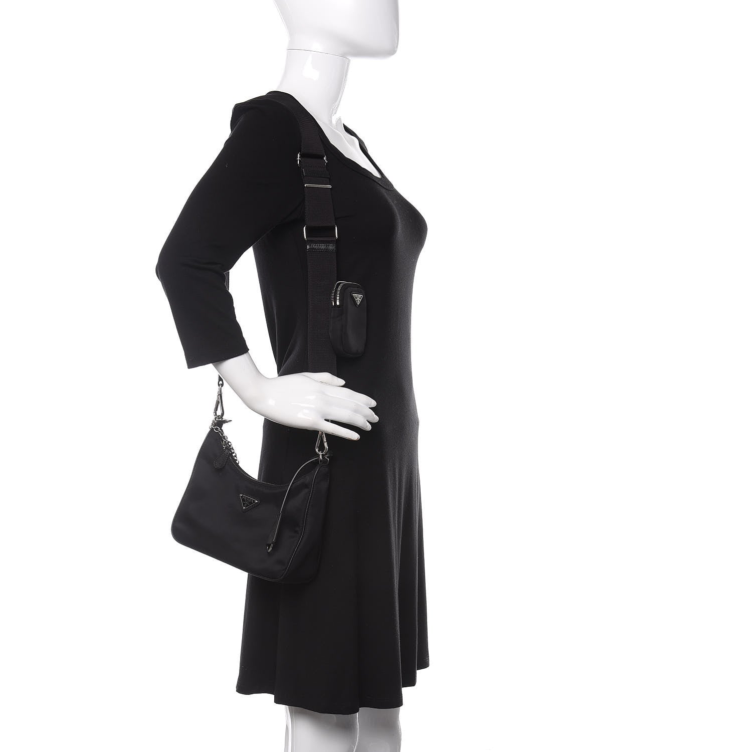 Prada Nylon Re-Edition 2005 Shoulder Bag Black 2 of 10