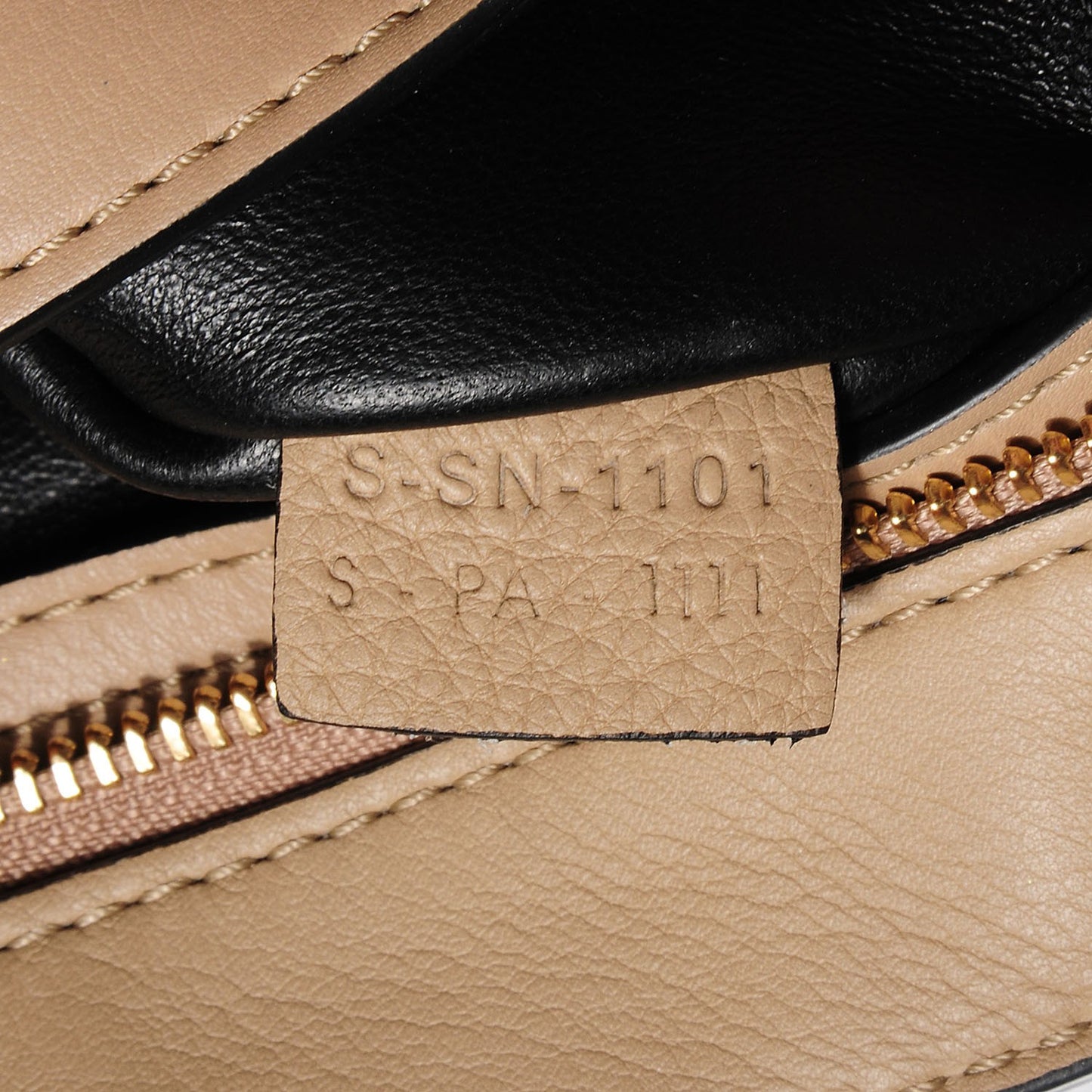 Smooth Calfskin Suede Medium Trapeze Sahara