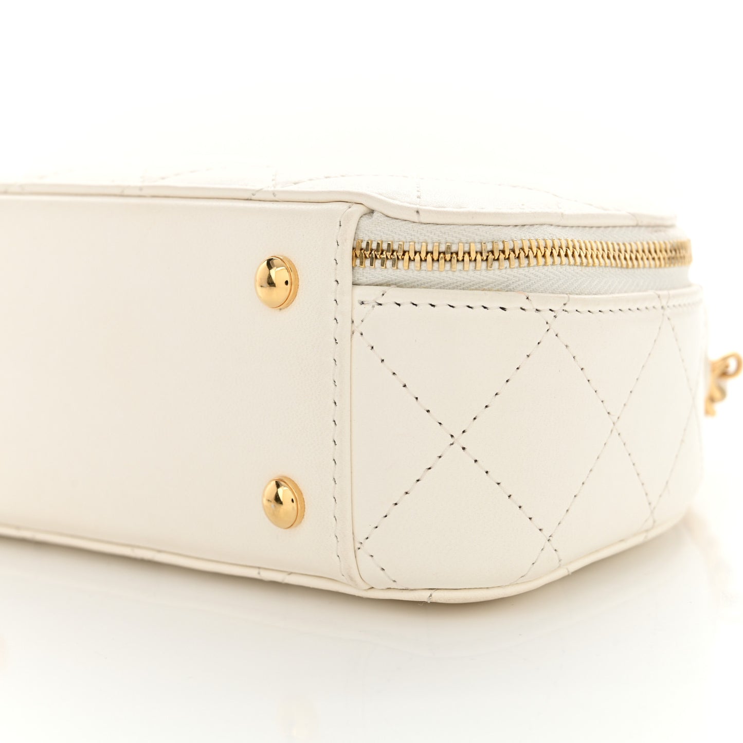 Lambskin Quilted Small Chic Riviera Top Handle Vanity Case White