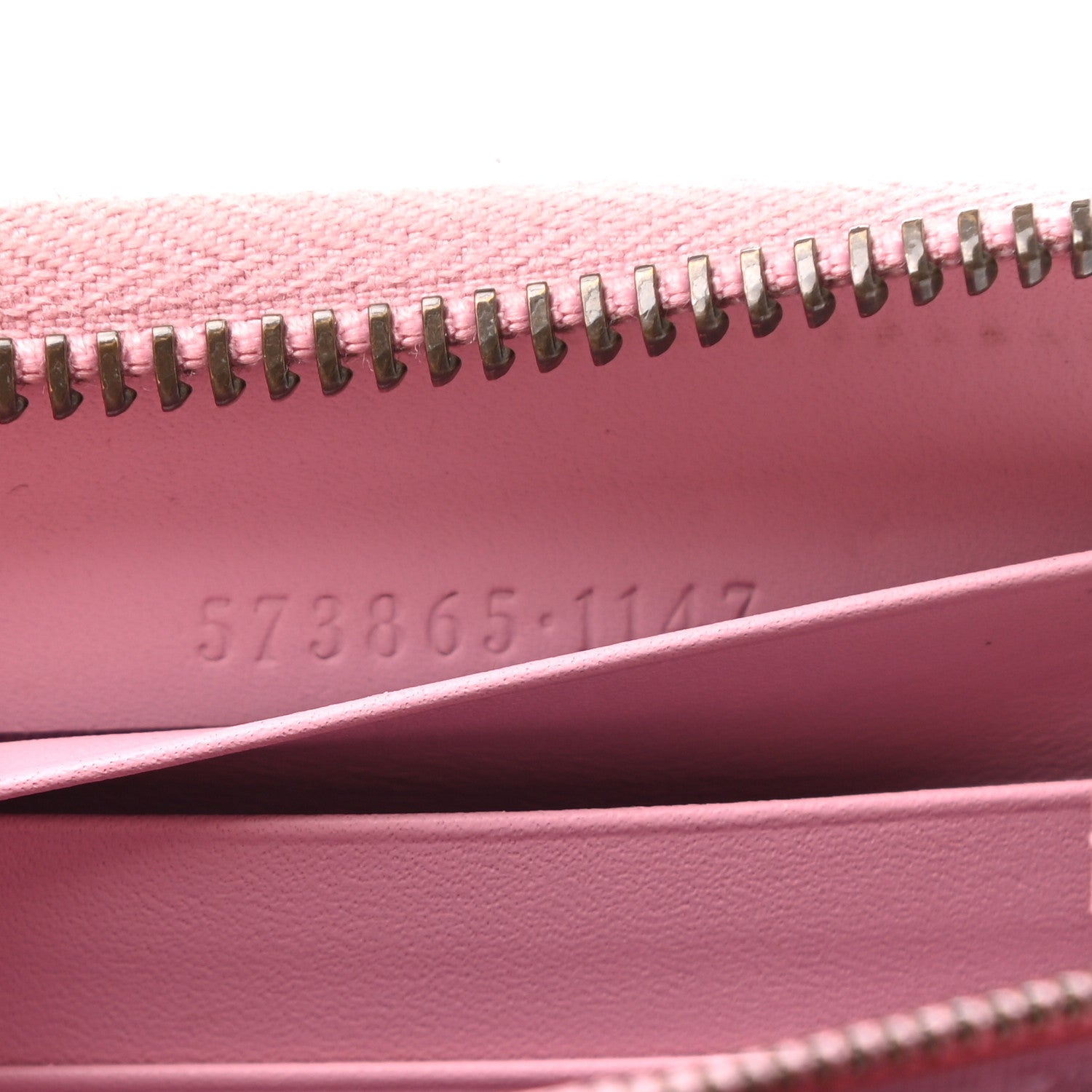 Gucci GG Supreme Monogram Strawberry Zip Around Wallet Light Pink 7 of 8