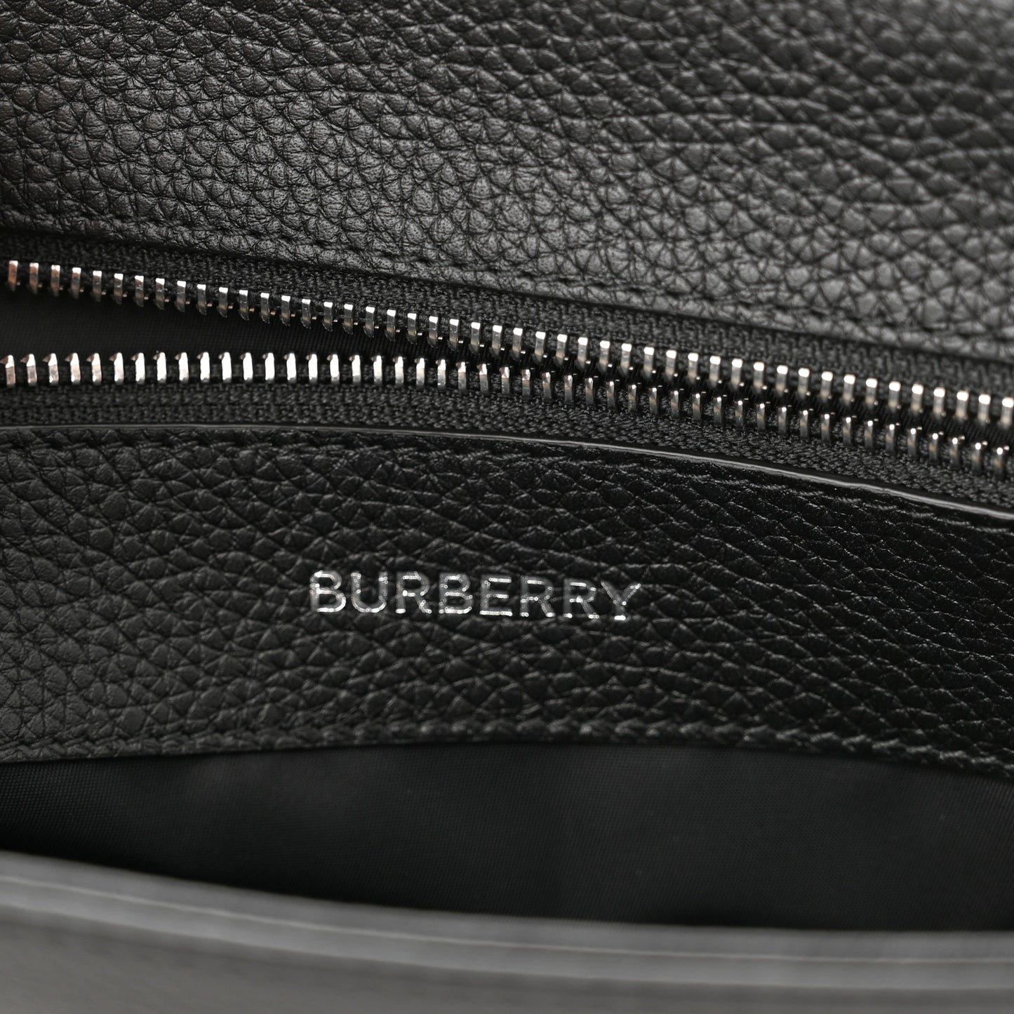 Grainy Calfskin Embossed Bruno Messenger Black