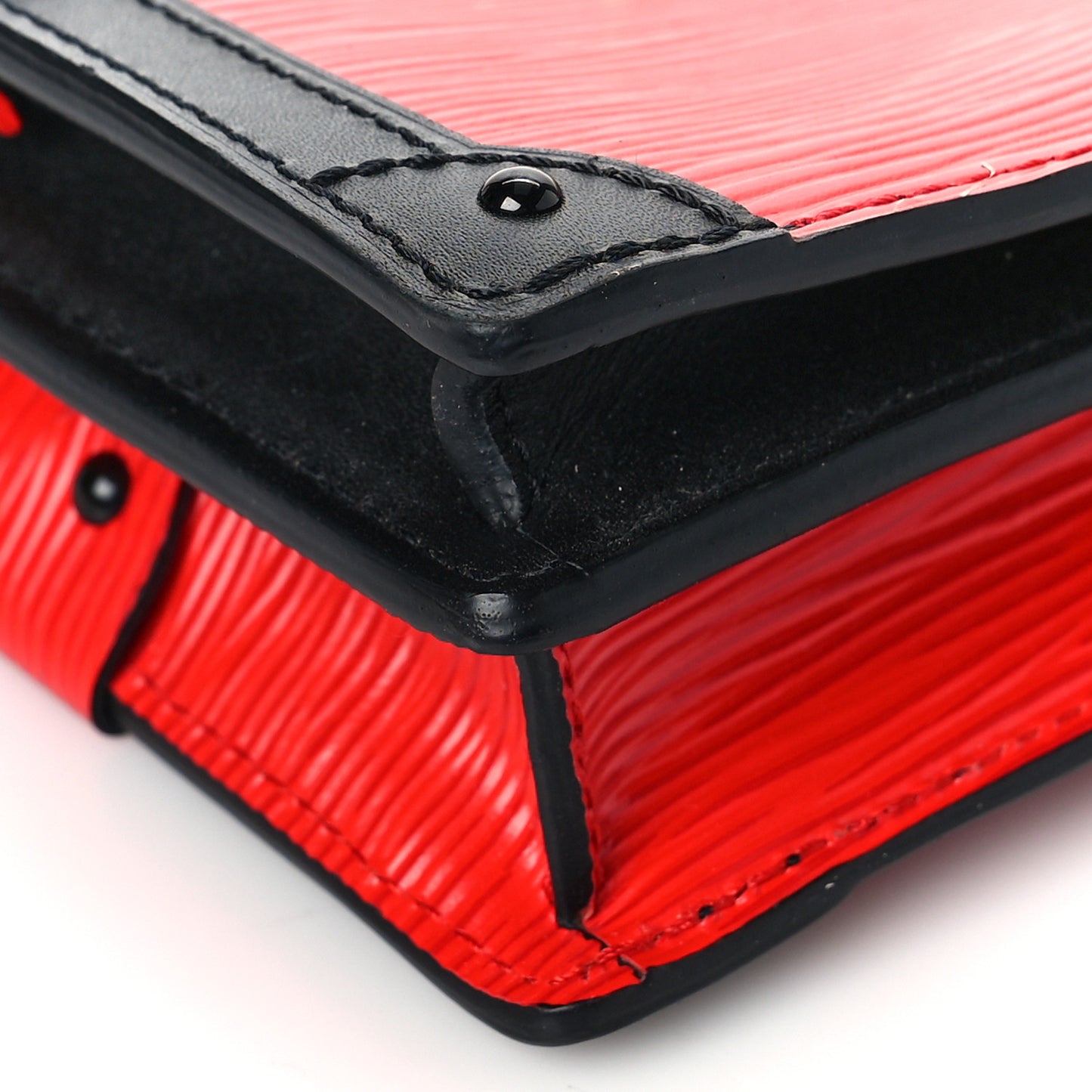 Epi Trunk Clutch Red