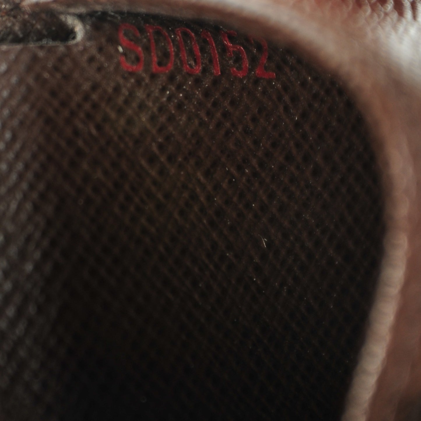 Damier Ebene Multiple Wallet
