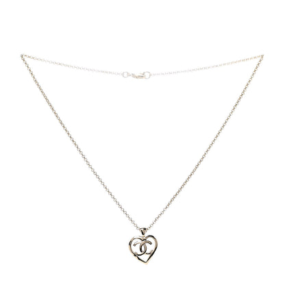 Chanel CC Heart Chain Pendant Necklace Gold 3 of 6
