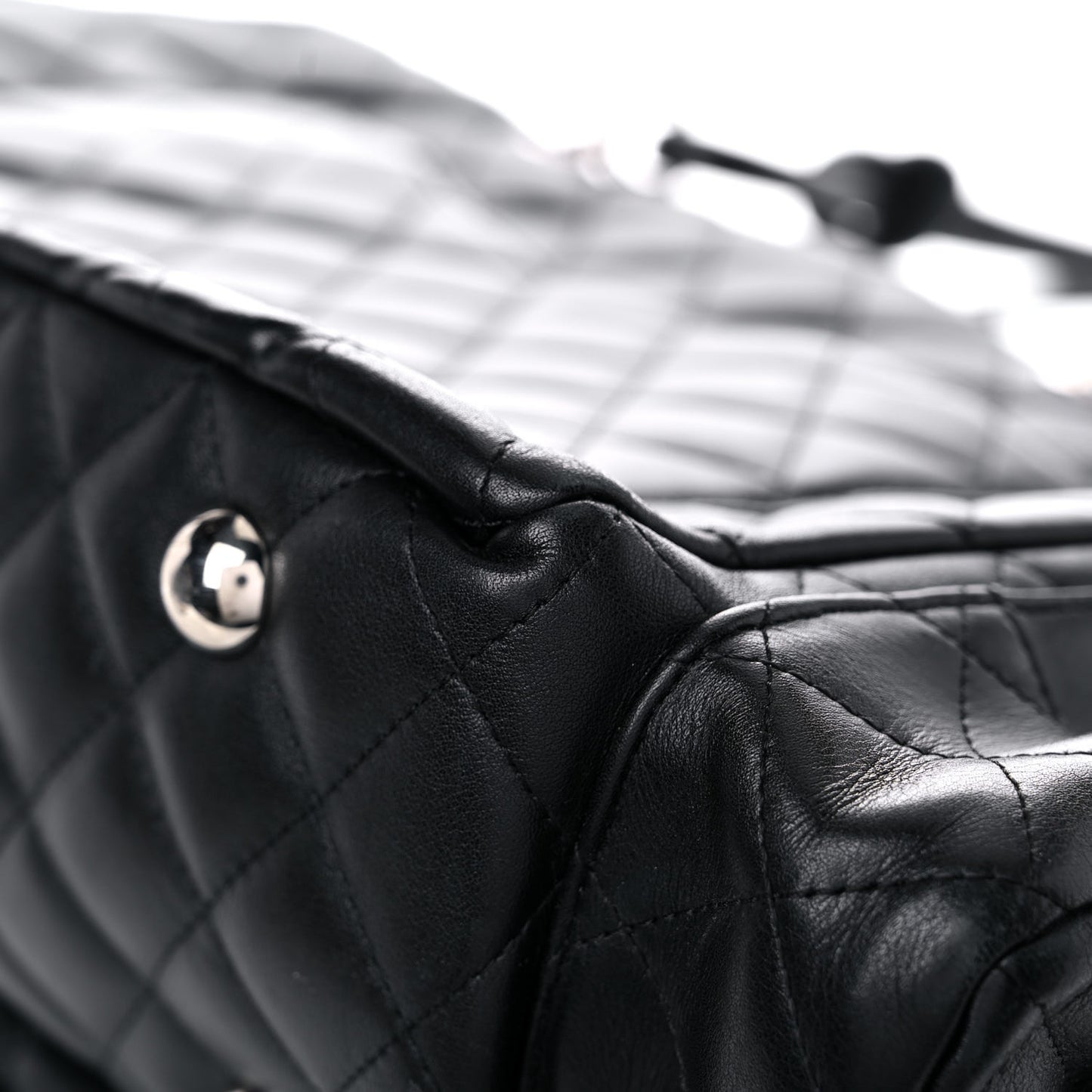 Calfskin Quilted Large Cambon Multipocket Reporter Black White
