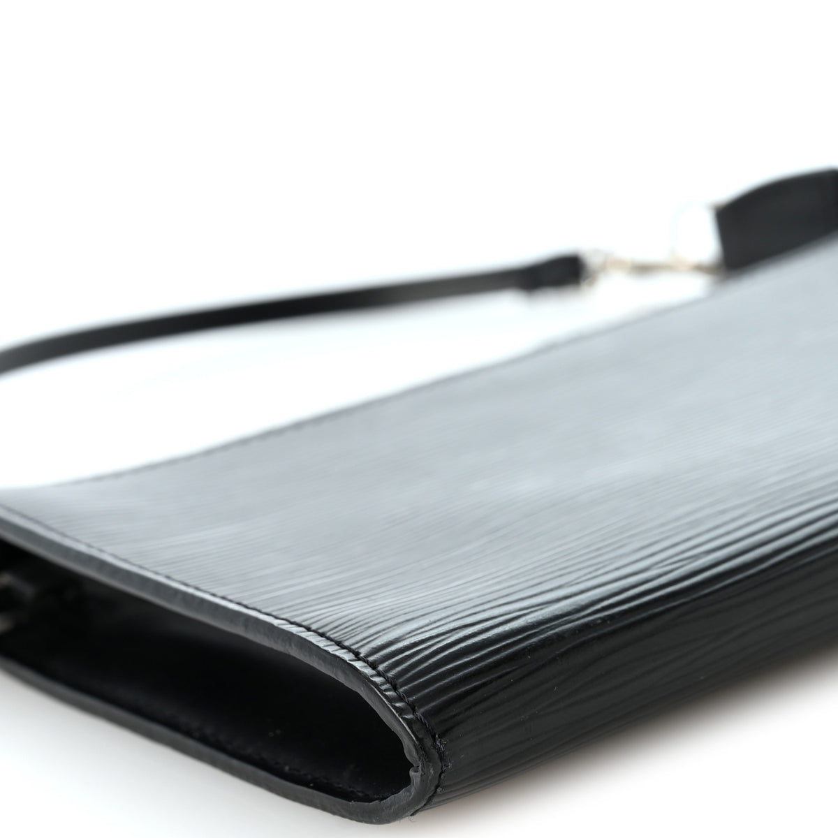 Epi Pochette Accessories 24 Black