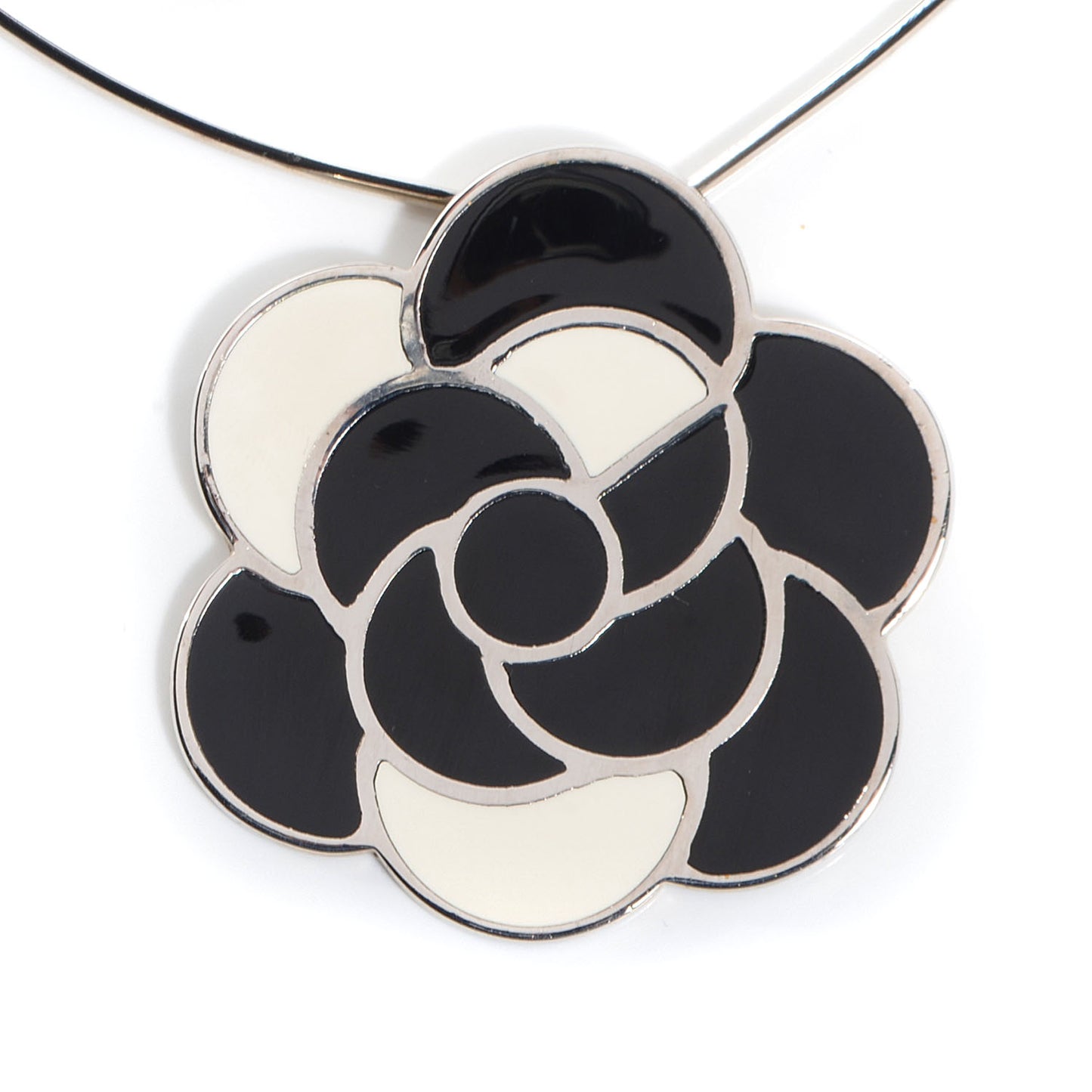 Enamel Camellia Necklace Black White