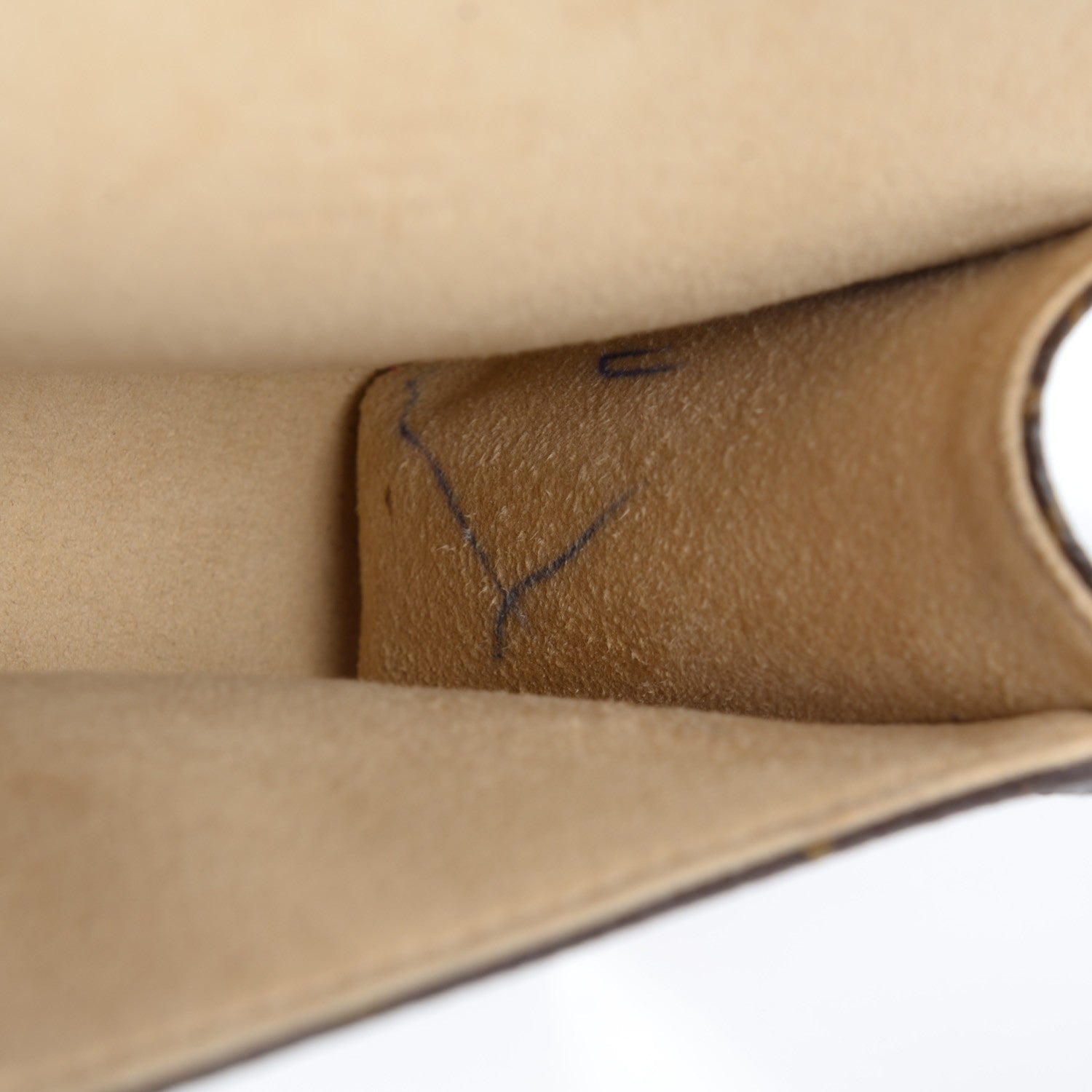 Louis Vuitton Monogram Pochette Florentine XS 7 of 8