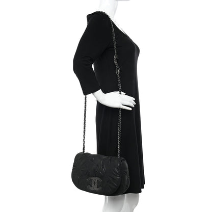 Chanel Iridescent Calfskin Glint Flap Black 2 of 12