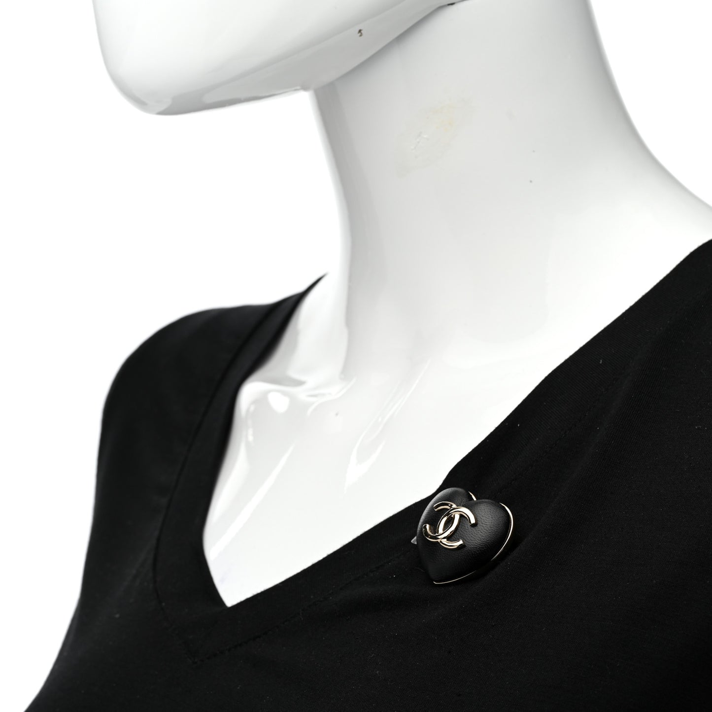 Lambskin CC Heart Brooch Gold Black