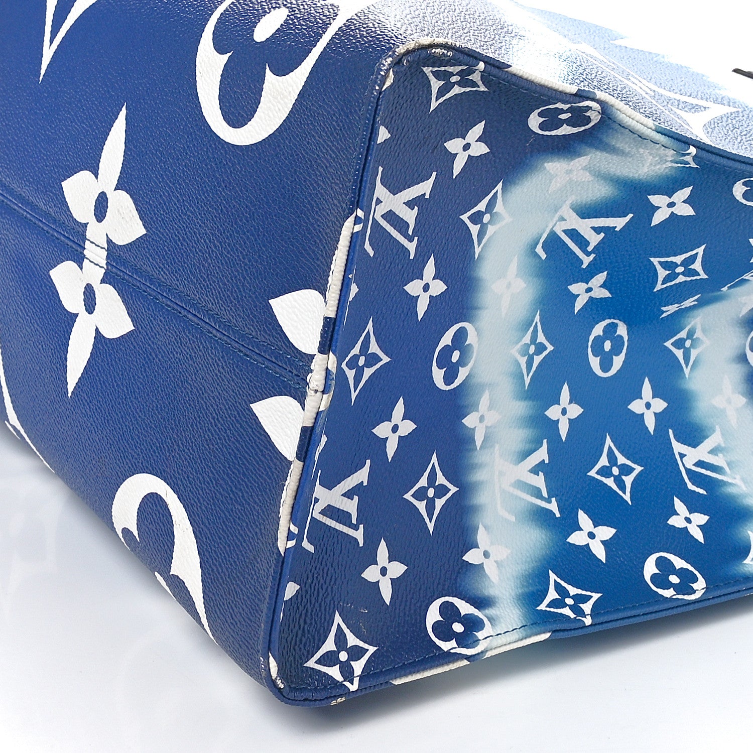 Louis Vuitton Monogram Escale Onthego GM Blue 9 of 9