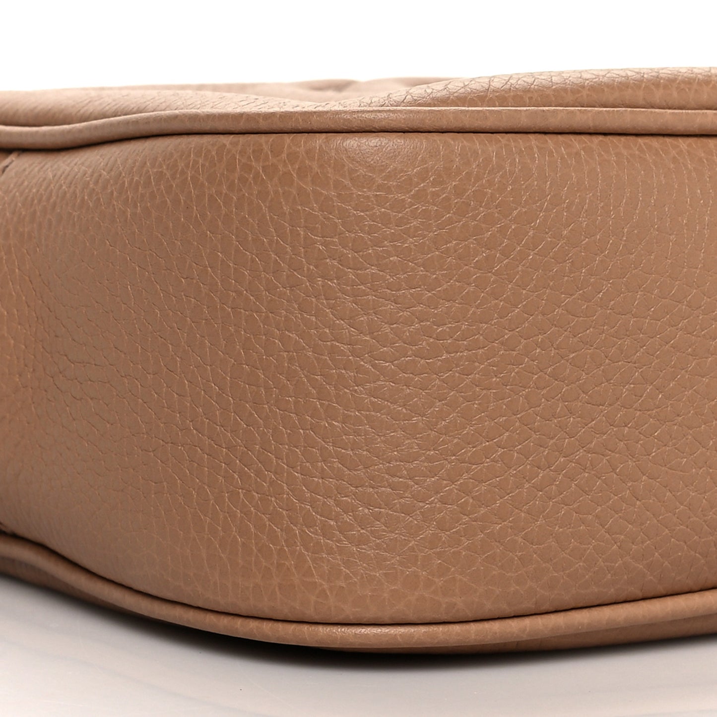 Pebbled Calfskin Small Soho Disco Bag Camelia