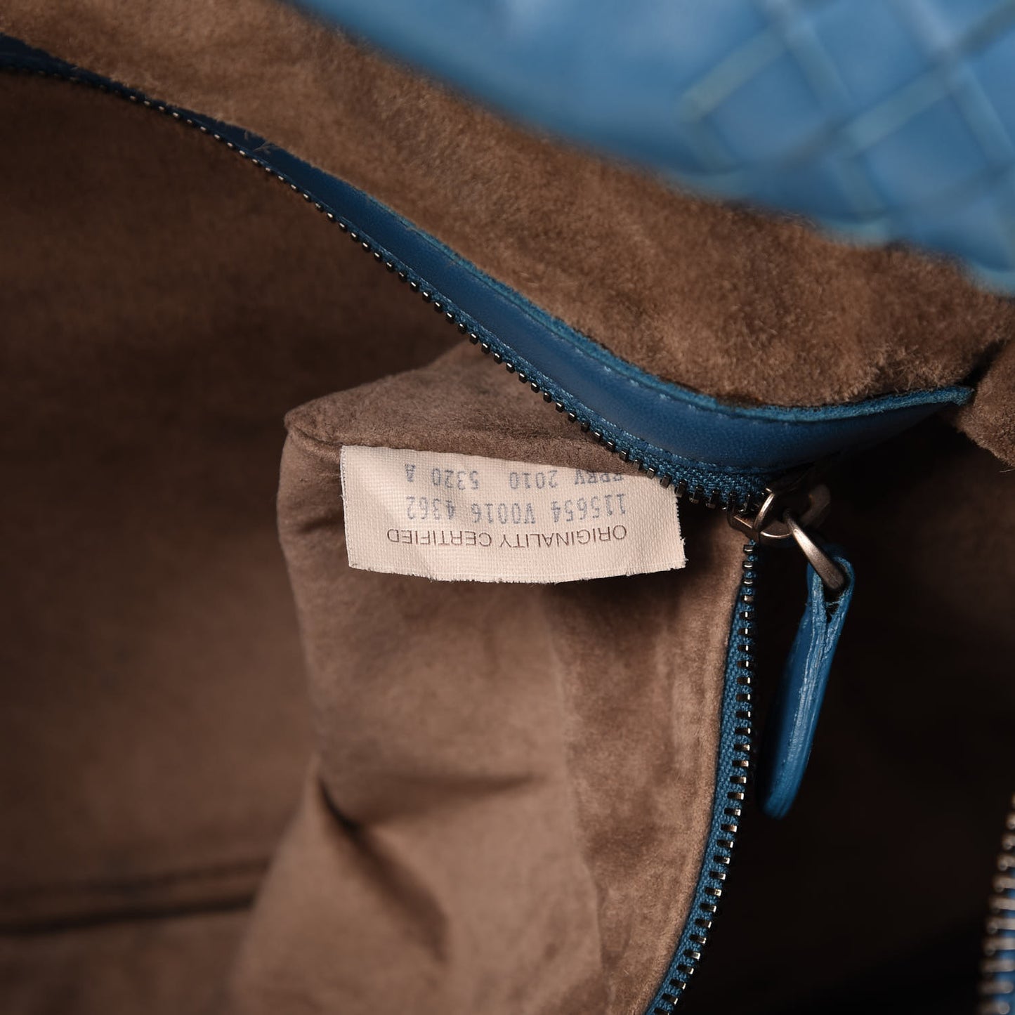 Nappa Intrecciato Large Veneta Hobo Empire