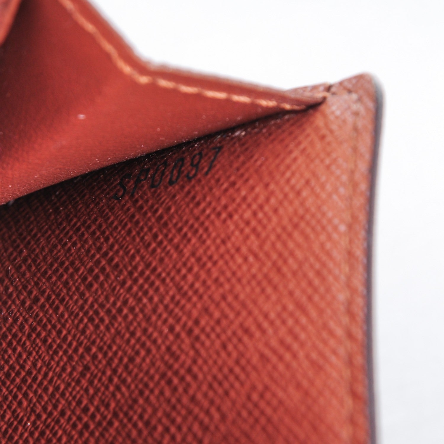 Louis Vuitton Monogram Alexandra Wallet 7 of 7