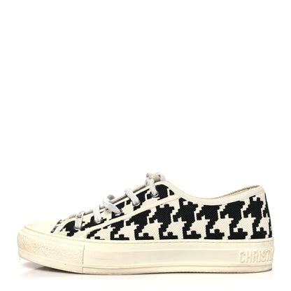 Christian Dior Canvas Macro Houndstooth Embroidered Womens Walk'N'Dior Low Top Sneakers 39 White Black 1 of 10
