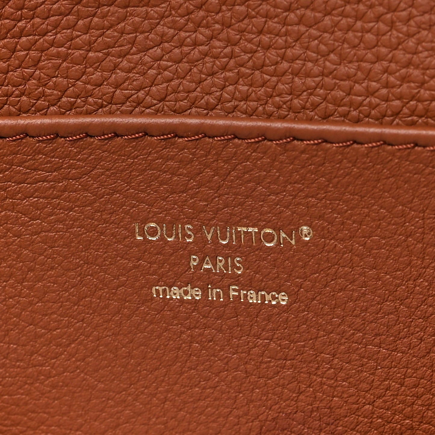 Smooth Grained Calfskin Capucines GM Souple Cognac