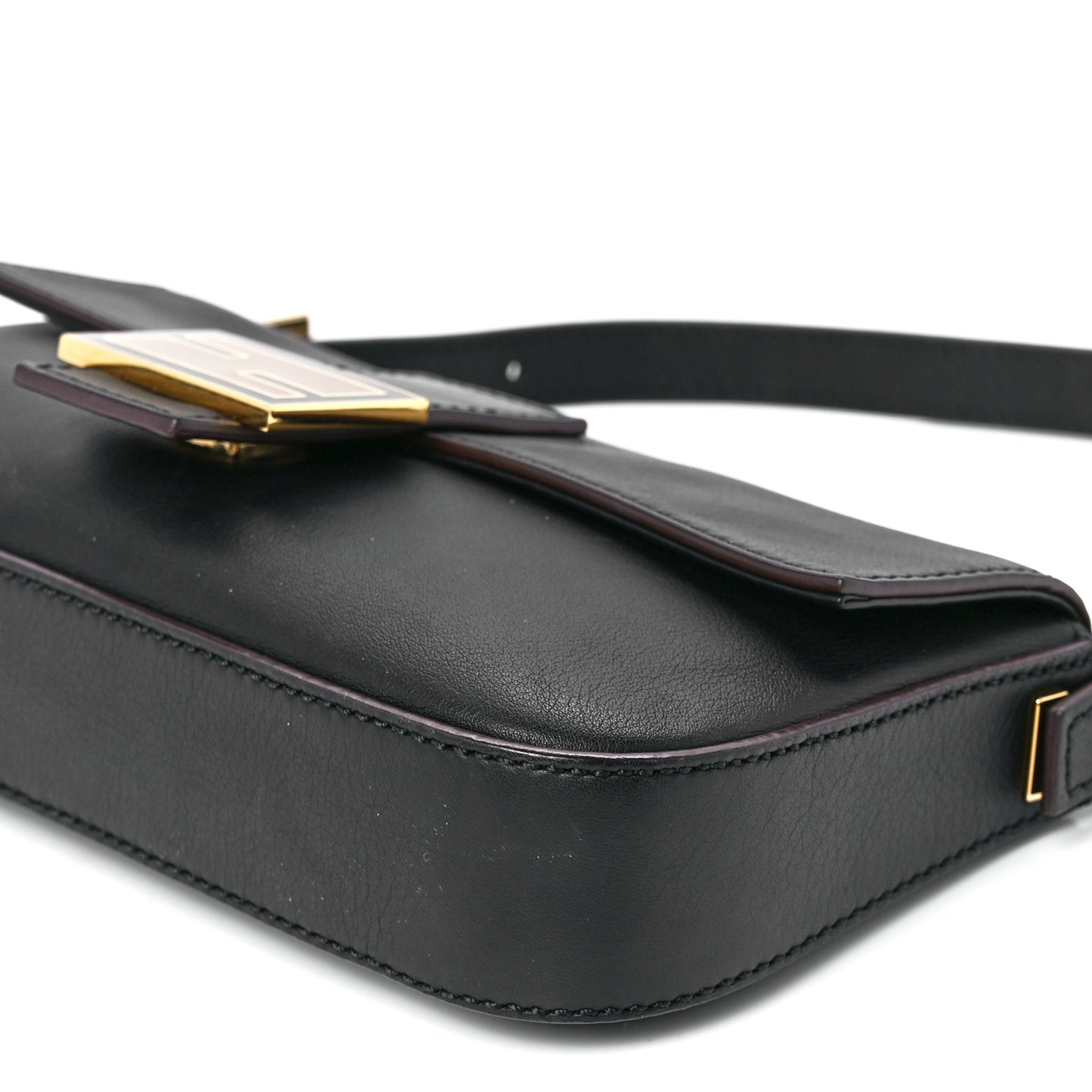 Vitello Flamingo Enamel Baguette Black