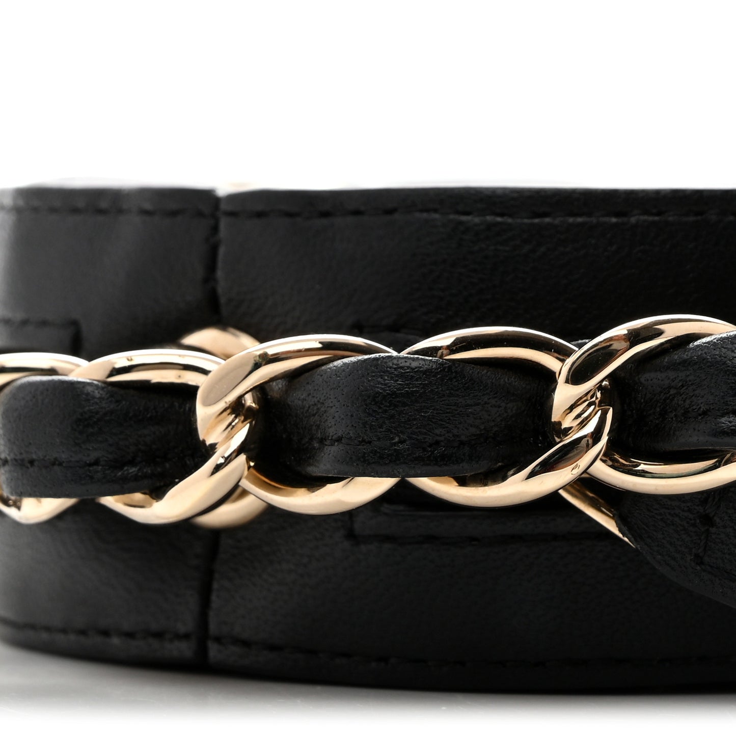 Lambskin Quilted Chain Round Mini Clutch Black