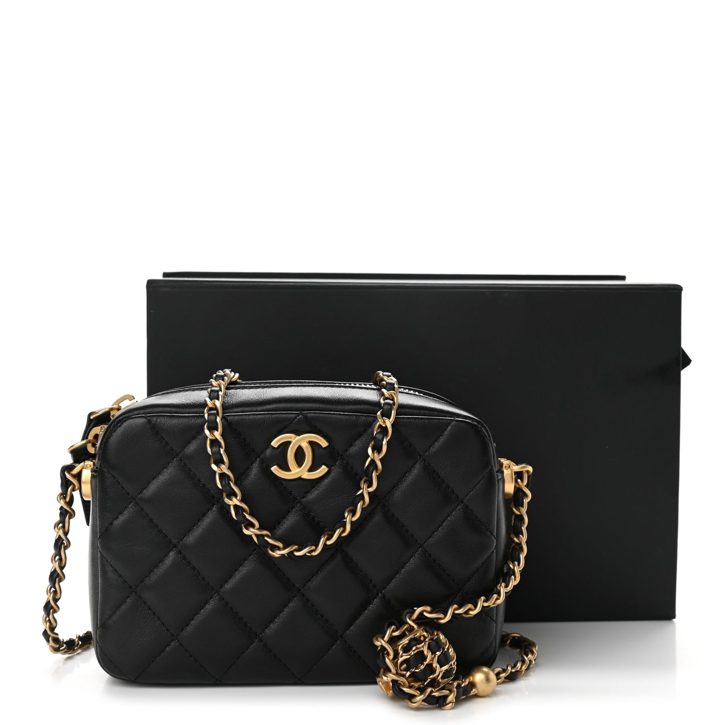 Lambskin Quilted CC Pearl Crush Camera Case Black