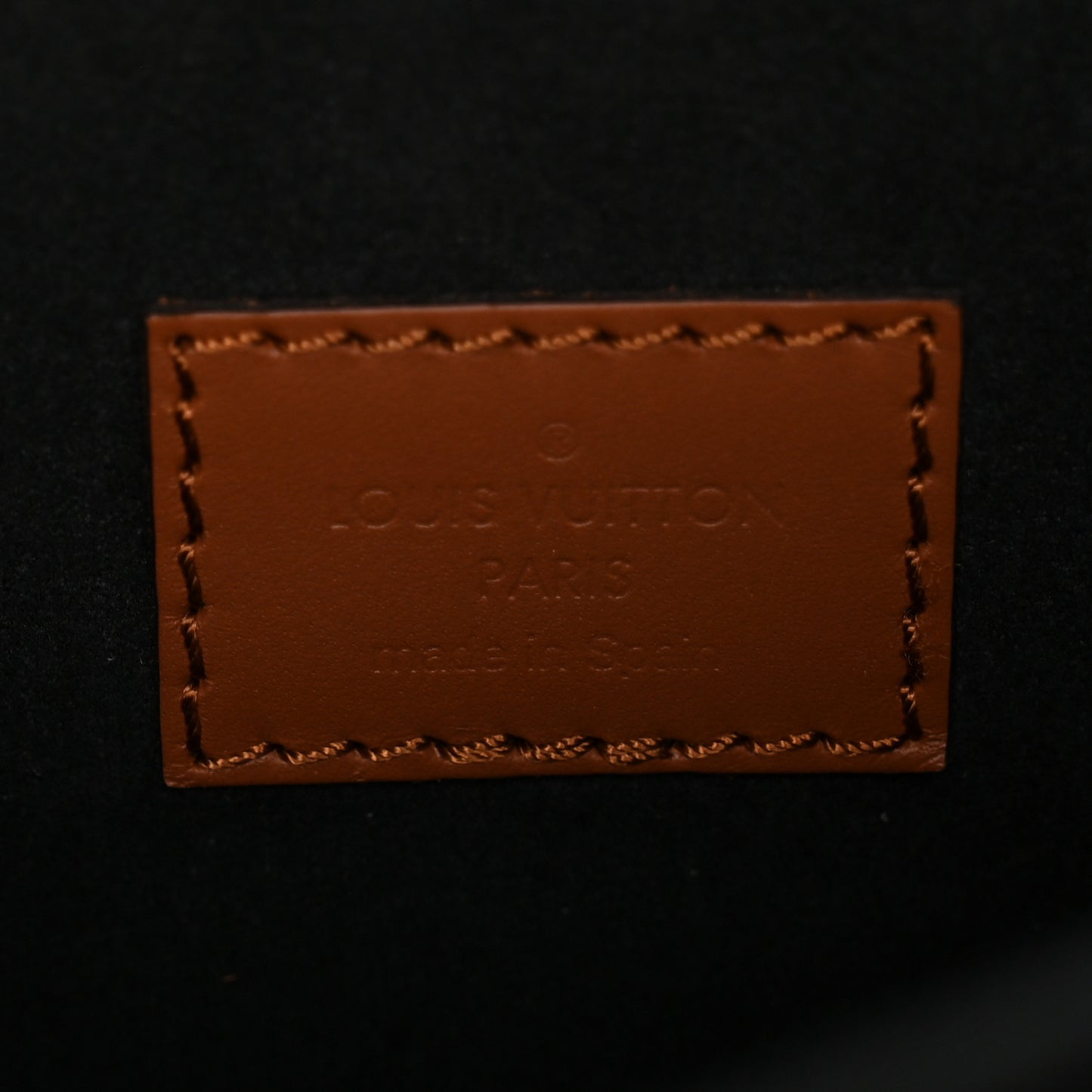 Reverse Monogram Dauphine MM
