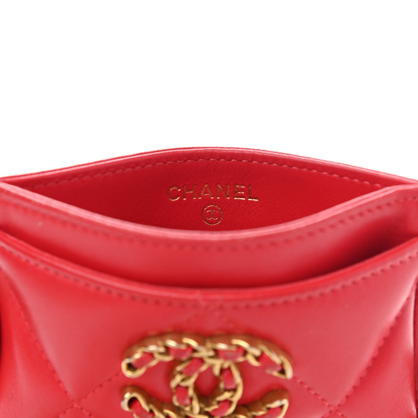 Lambskin Quilted Chanel 19 Card Holder Red