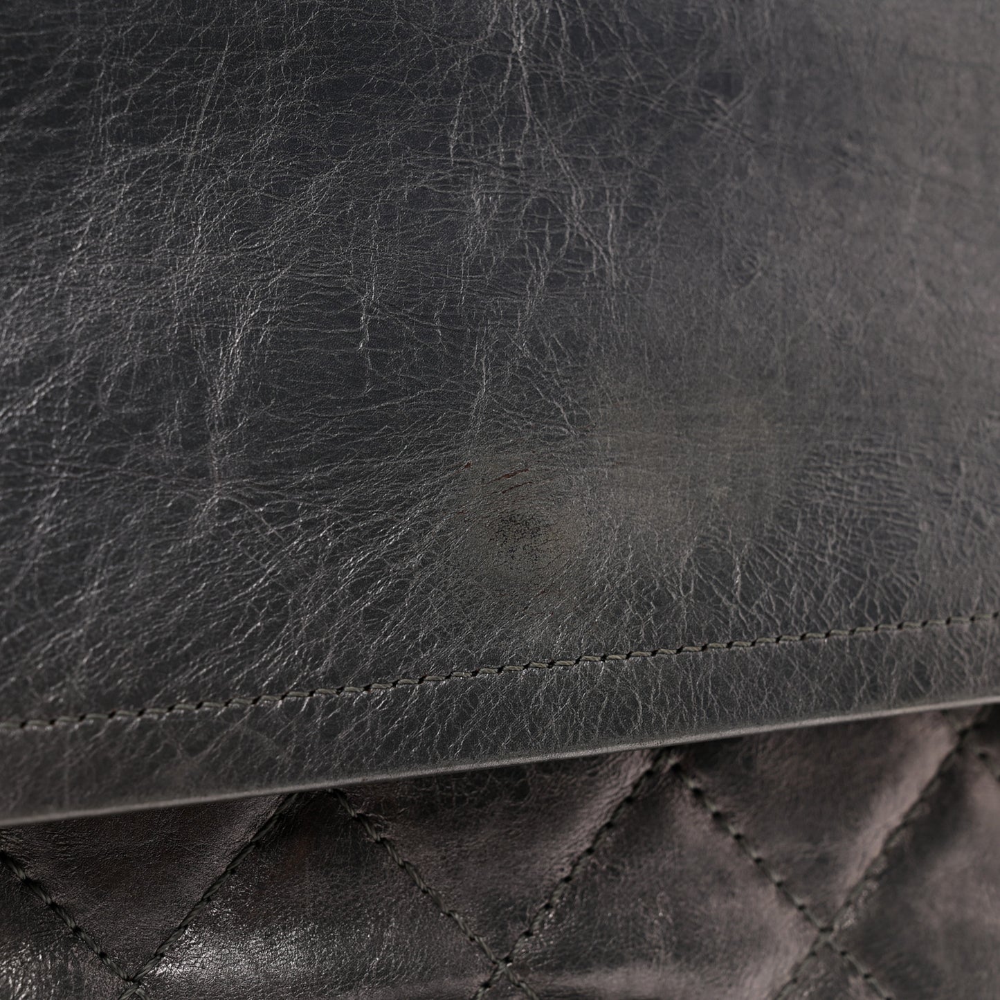 Metallic Aged Calfskin Quilted 2.55 Reissue 226 Flap Silver