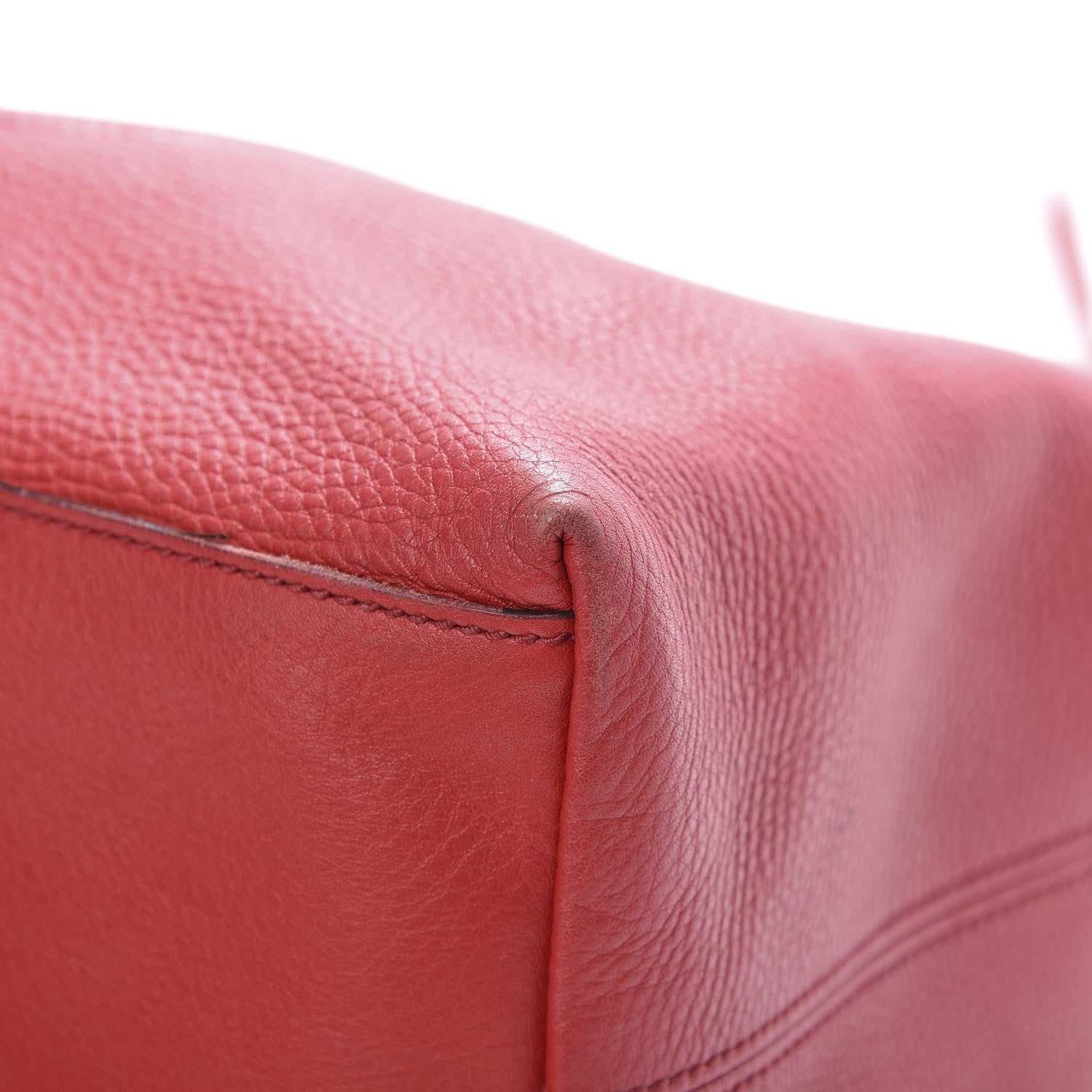 Gucci Pebbled Calfskin Medium Soho Chain Shoulder Bag Tabasco Red 10 of 17
