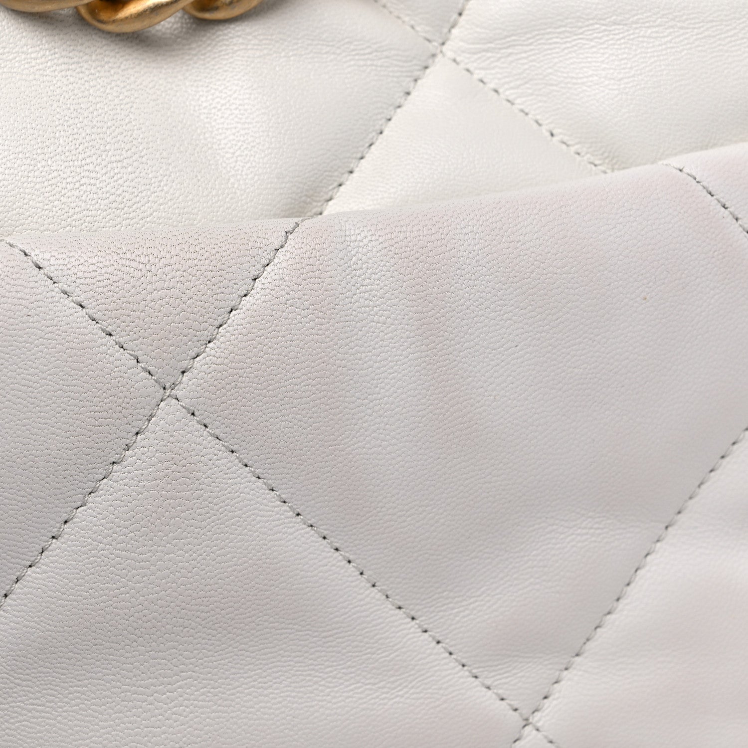 Chanel Goatskin Quilted Medium Chanel 19 Flap White 11 of 11