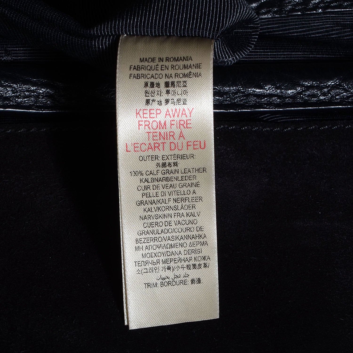 Burberry Signature Grain Medium Lindburn Hobo Black 8 of 10