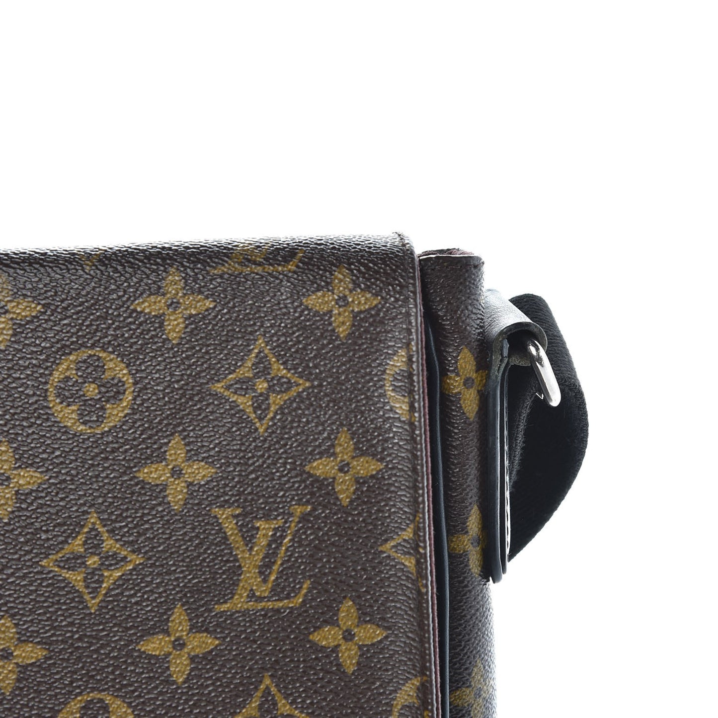 Monogram Macassar District PM
