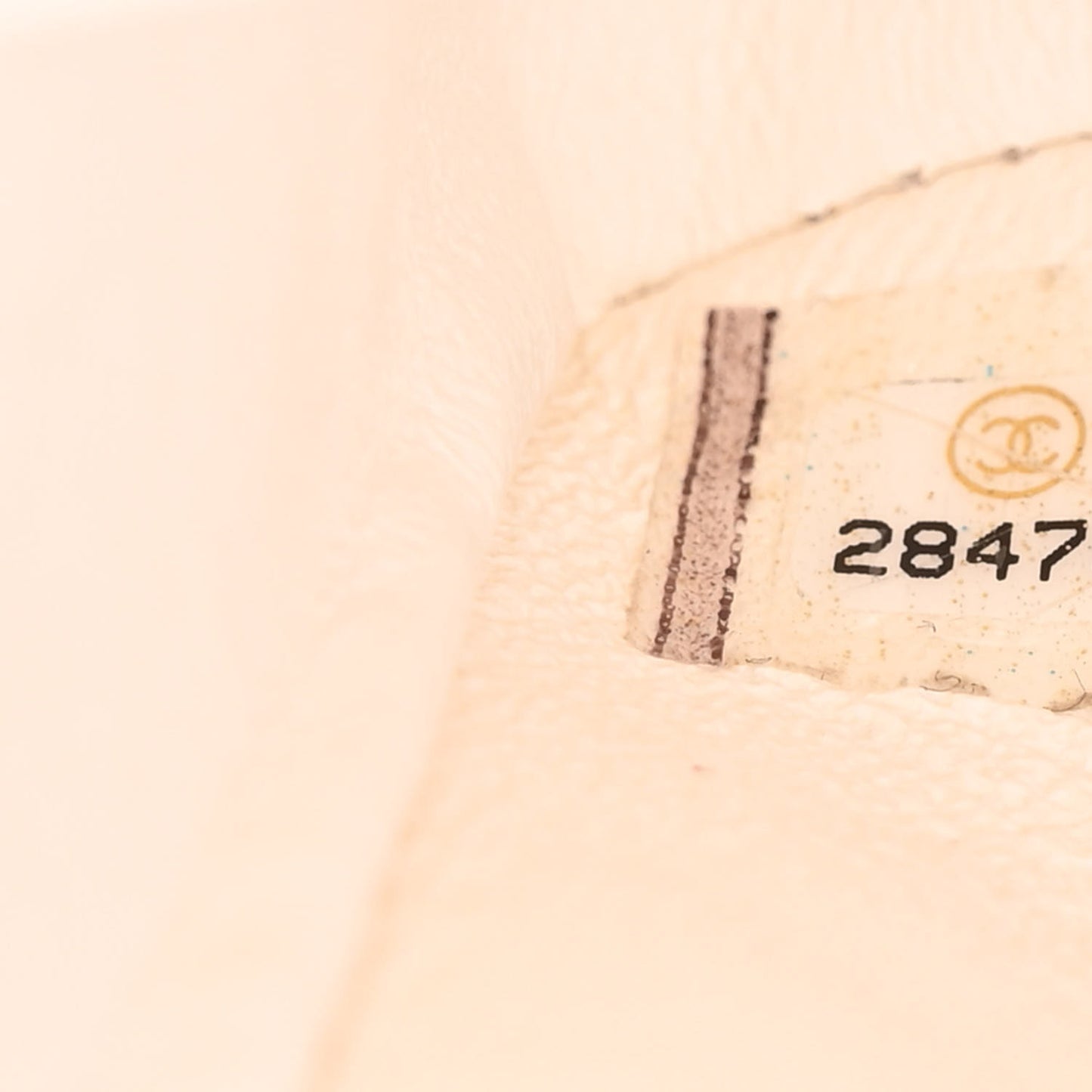 Caviar Quilted Medium Double Flap White