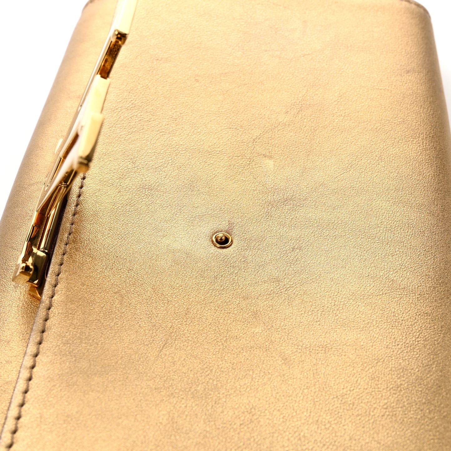 Calfskin Neo Sobe Louise EW Clutch Gold