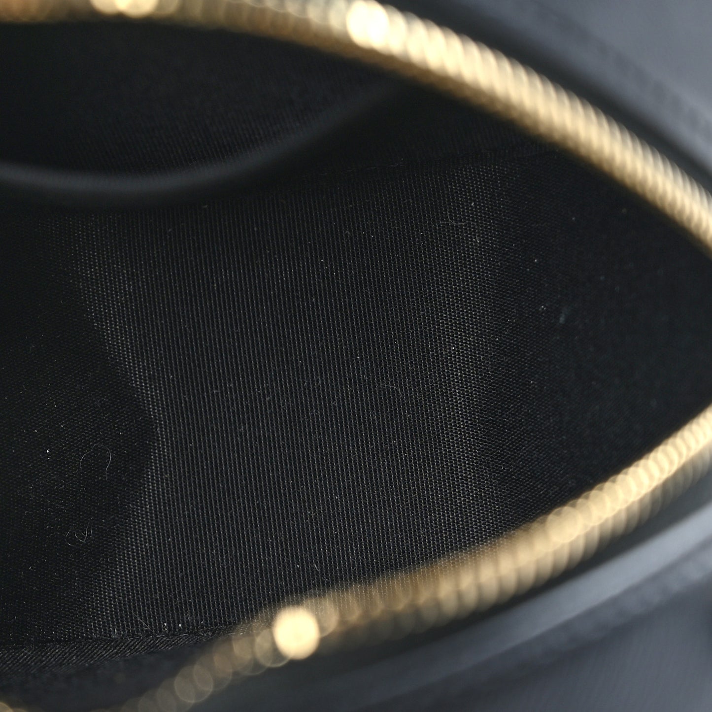 Lambskin Quilted Zirconium Round Clutch With Chain Black