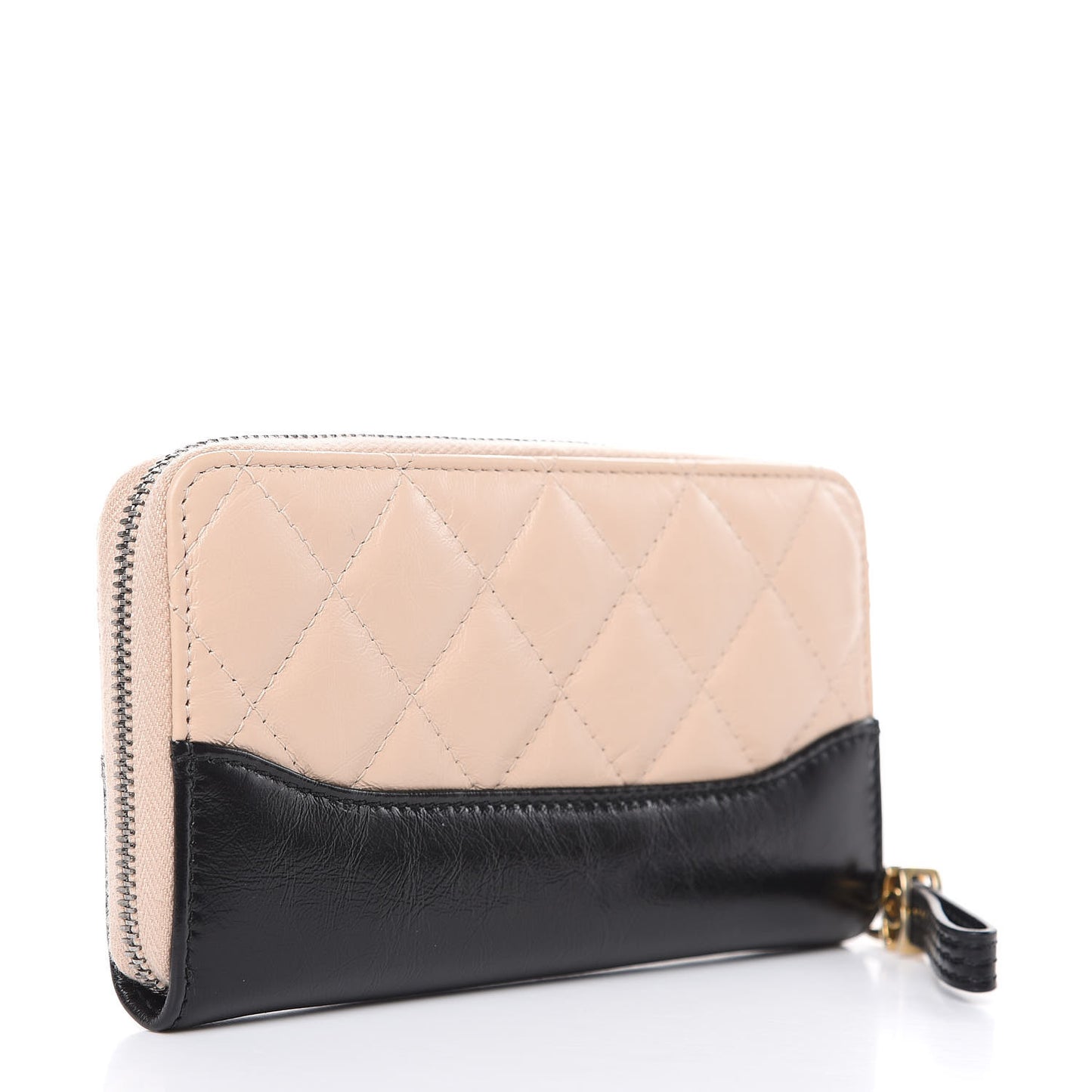 Aged Calfskin Quilted Small Gabrielle Zip Around Wallet Beige Black