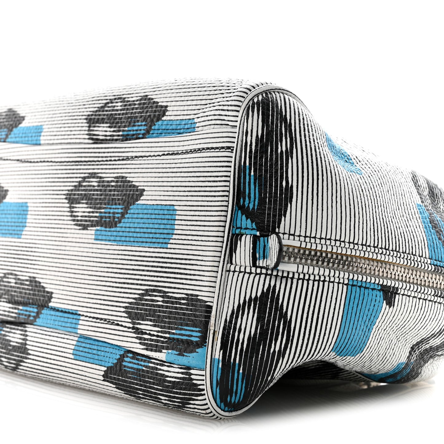 Vitello Daino Lips Inside Bag Bianco